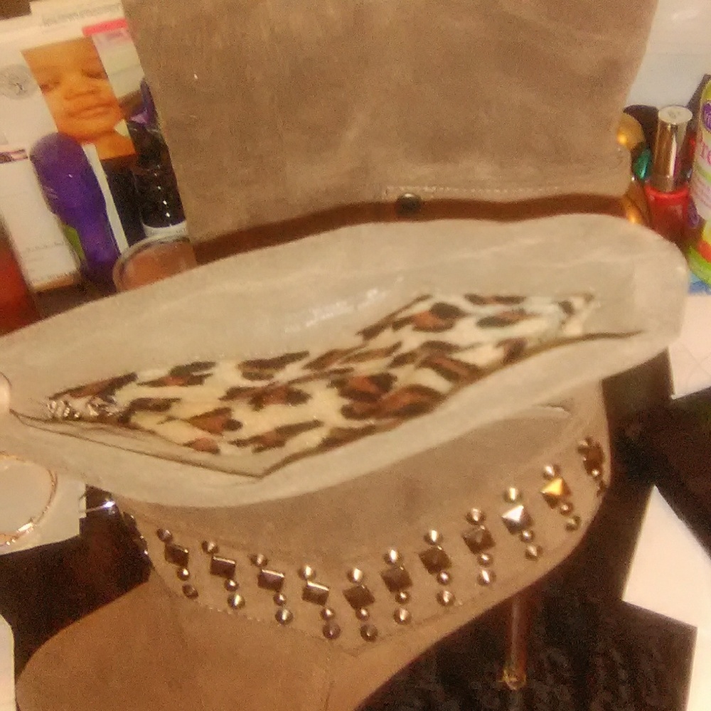 Dollhouse. Boots